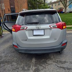 Toyota Rav4 LE with Low mileage