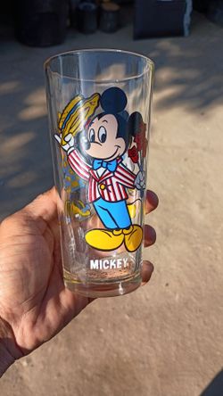 Vintage 1978 Burger King Mickey mouse drinking glass