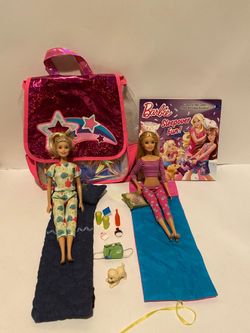 Barbie Dolls Sleepover Lot
