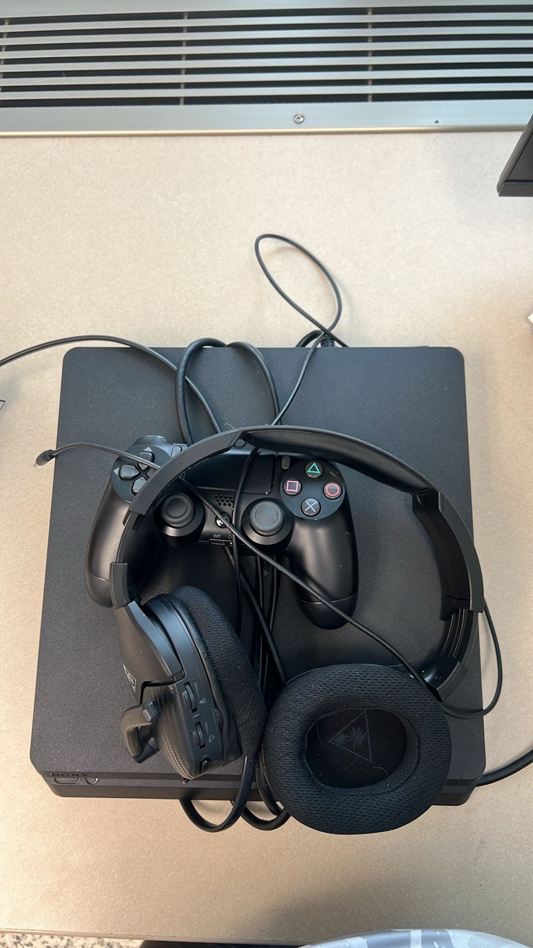 PS4 Slim/Acer 60HZ monitor