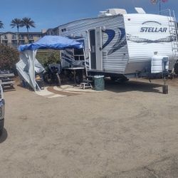 22' 2007 Toy Hauler $9,000.00