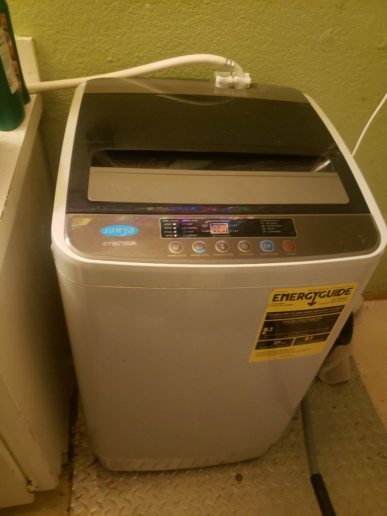 Apartment Sized Fully Out Matic Washer Like New