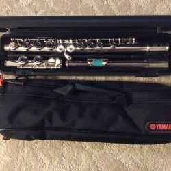YAMAHA FLUTE
