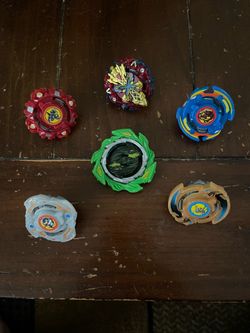 beyblade burst lot (check description)