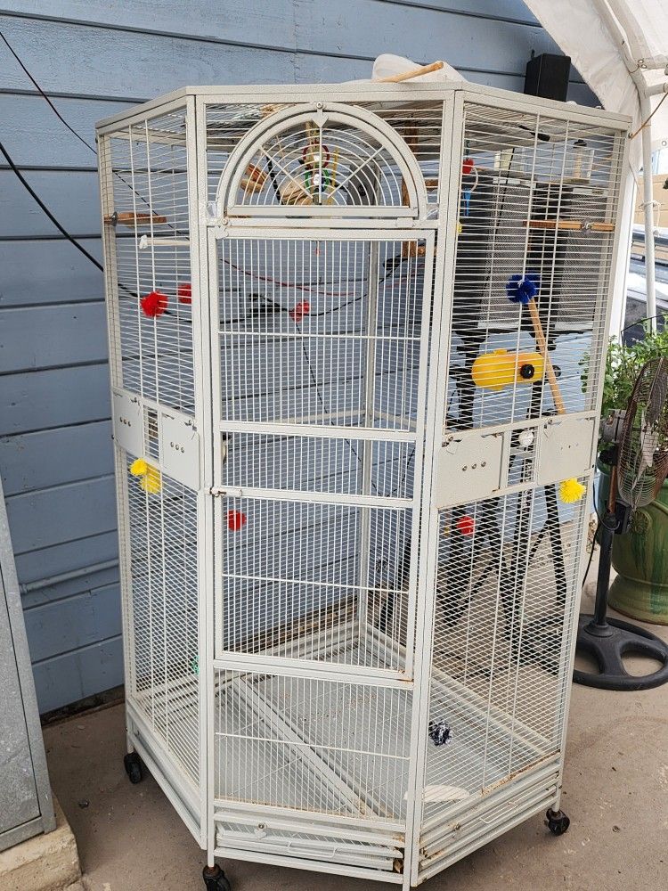 5ft Bird Cage Includes Heater