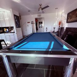 Pool Table 8ft Luxury ( Free Delivery & Set Up & New Color Felt Of Your Choice 