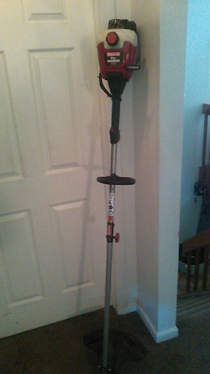 Craftsman 31cc limited edition weedwacker gas trimmer 8 one attachment system