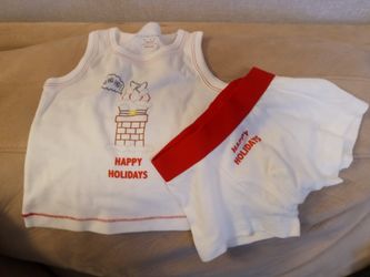 Stell McCartney Boys 2t pajamas