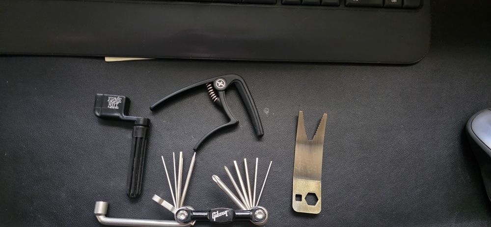 Various Tools For Guitar
