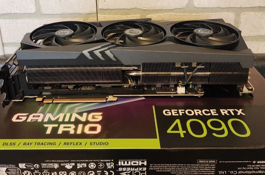 RTX 4090 GAMING X TRIO