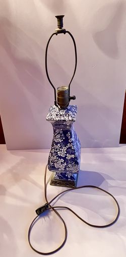 Vintage Blue & White Cherry Blossom Lamp