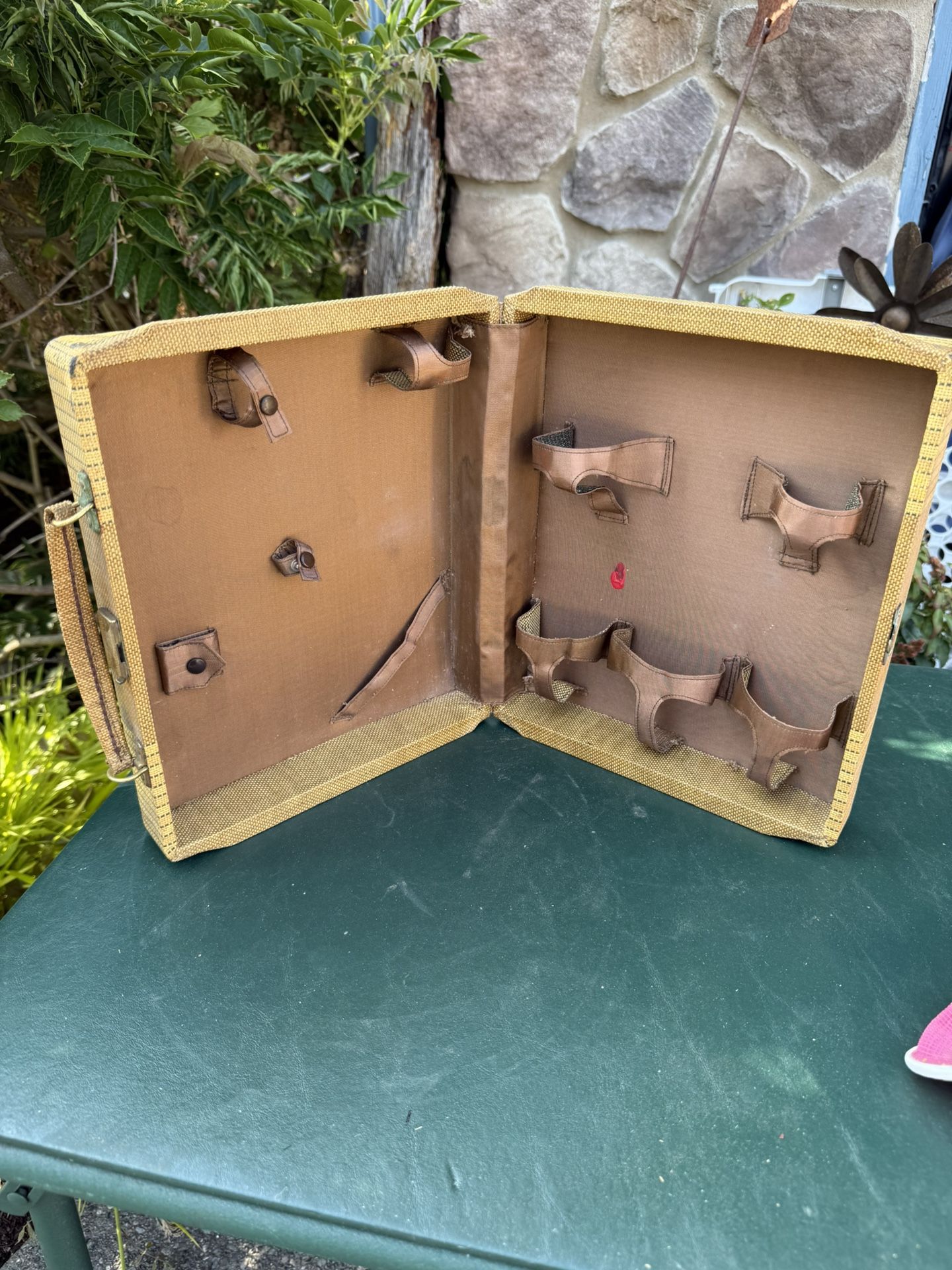 Antique portable bartenders Case