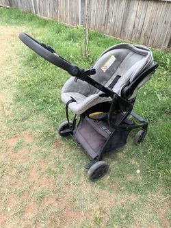 Evenflo Stroller With Car Seat Gray !