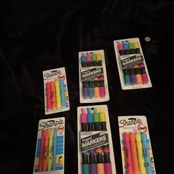 Brand new sharpies markers