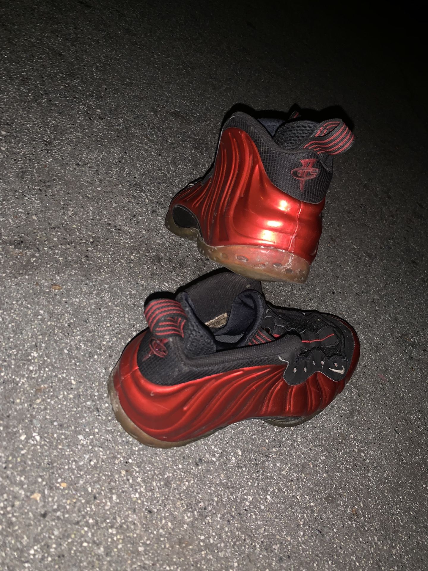 Nike Foamposite 9.5