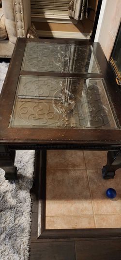 Coffee Table with Side Table