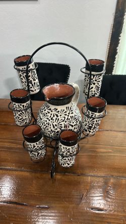 Beautiful Mexican pottery, set of 6 cups jar and stand