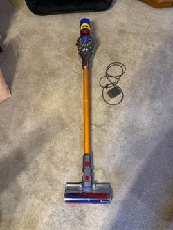 Dyson V8 Absolute Vacuum Cleaner