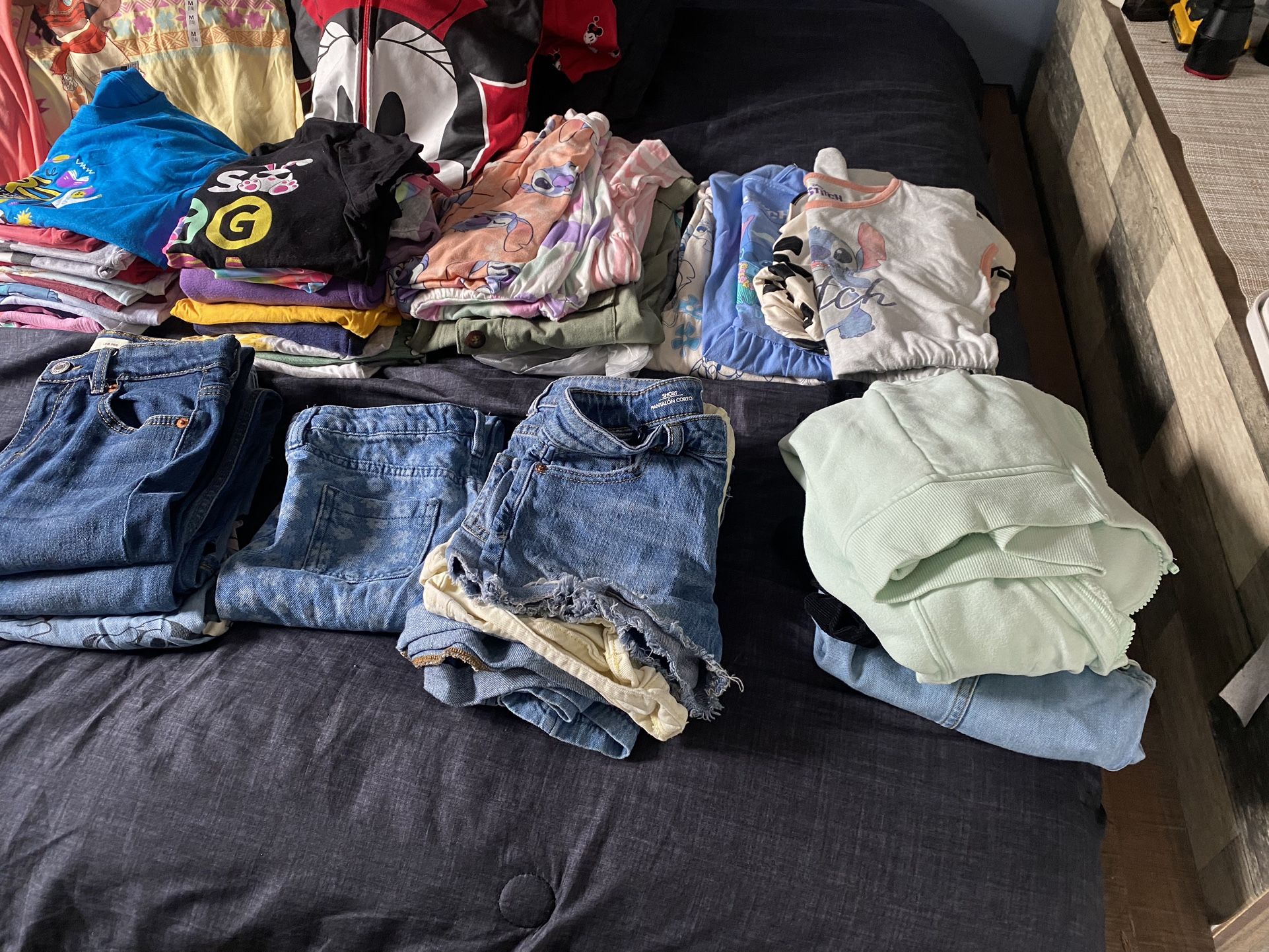 Bulk Of Girls Clothing 