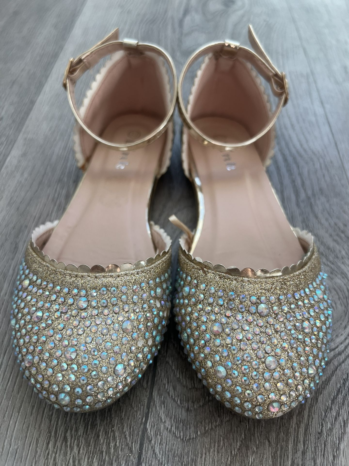 Kids Size 13 Girl Flat Shoes Shinny Gem