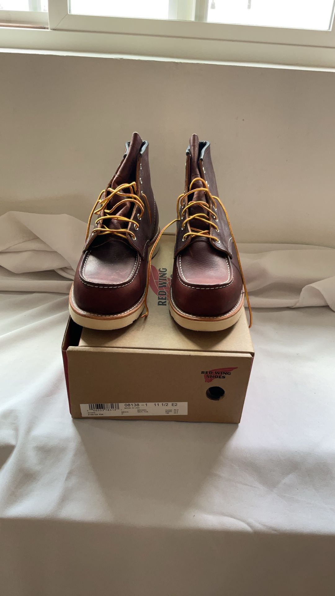 Red Wing Men’s Boots Size 11.5 New