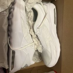 Women’s Nike Air Max Bolt 8.5