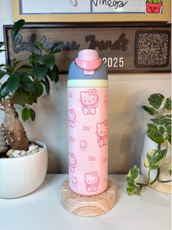 Hello Kitty Owala Bottle 24 oz