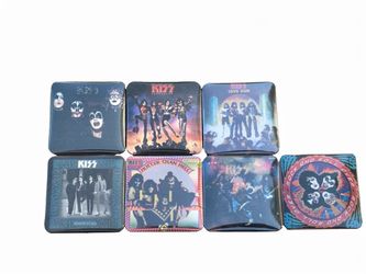 7 kiss magnets 2x2