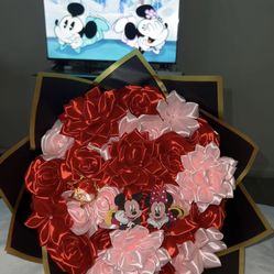 Minnie & Mickey bouquet