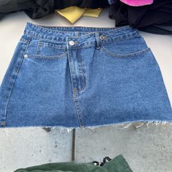 Petite M Short Skirt 