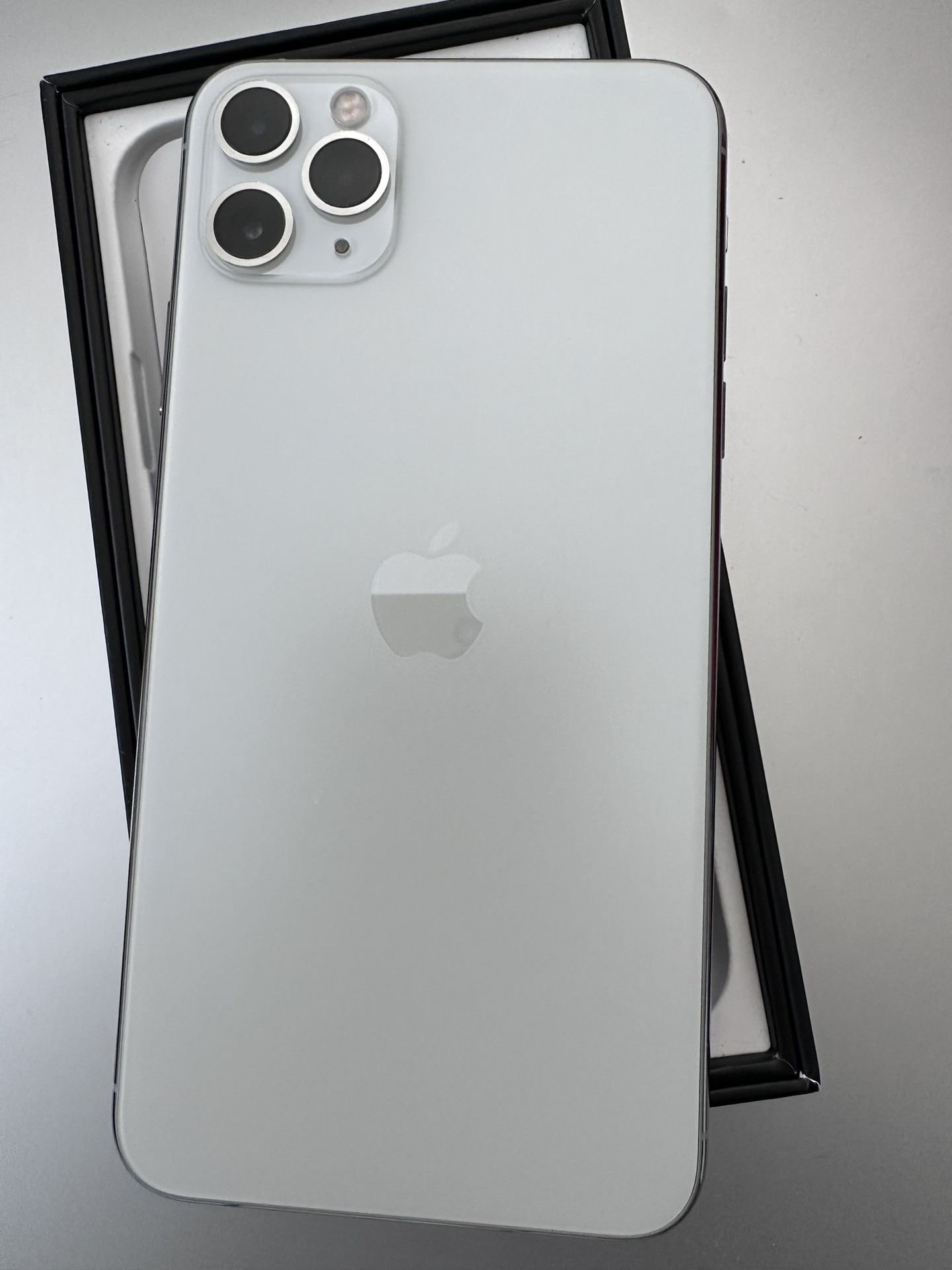 Iphone 11 Pro Max 256GB ANY CARRIER Silver