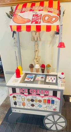 Melissa & Doug Snacks & Sweets Food Cart