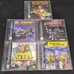 16 PLAYSTATION GAMES/2 REMOTE CONTROLS/ 3 MAG DISC/ 1 INTERAC CD

