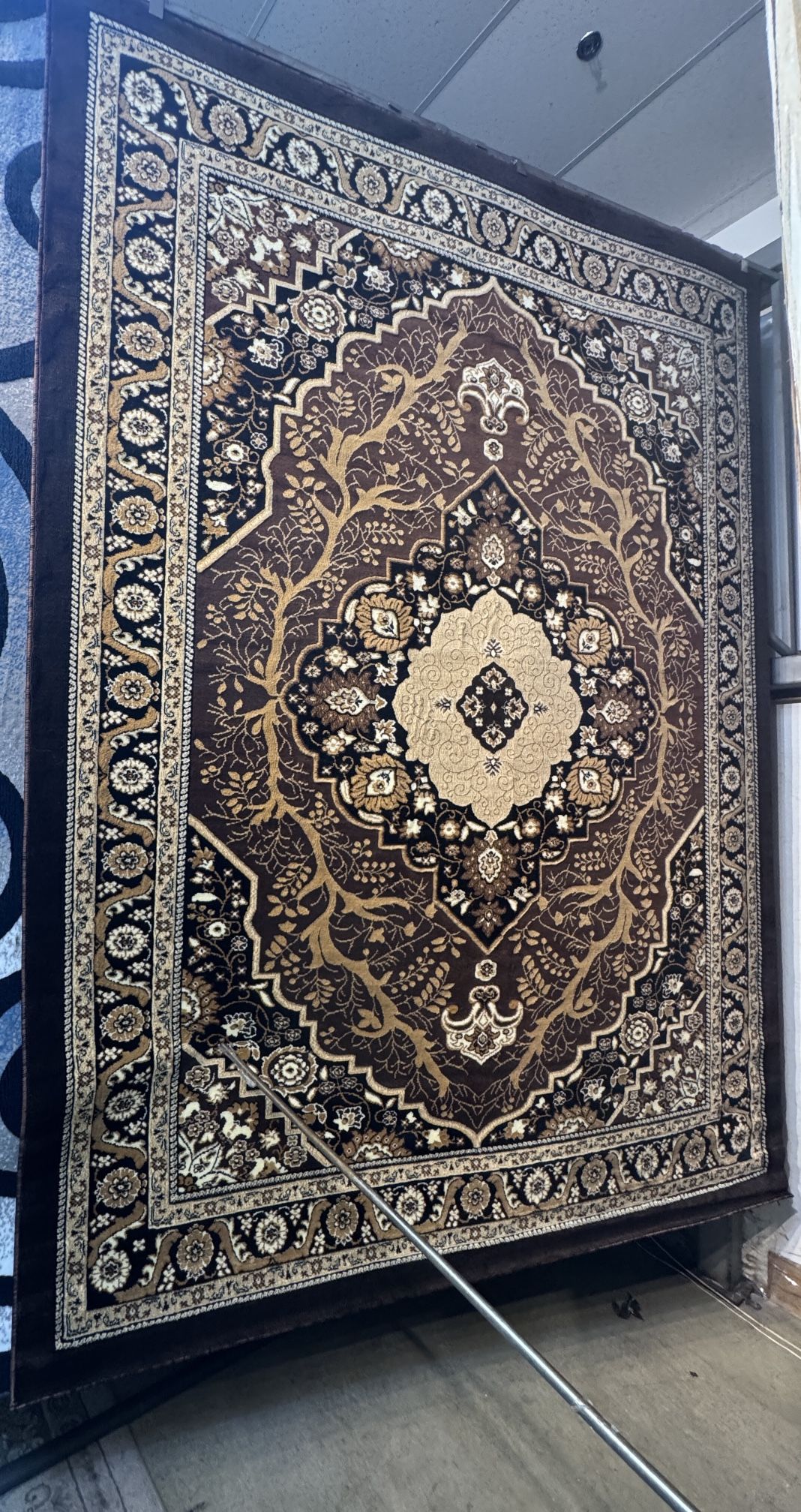 8x10 Persian Style Area Rug – Rich Brown & Gold Medallion Carpet