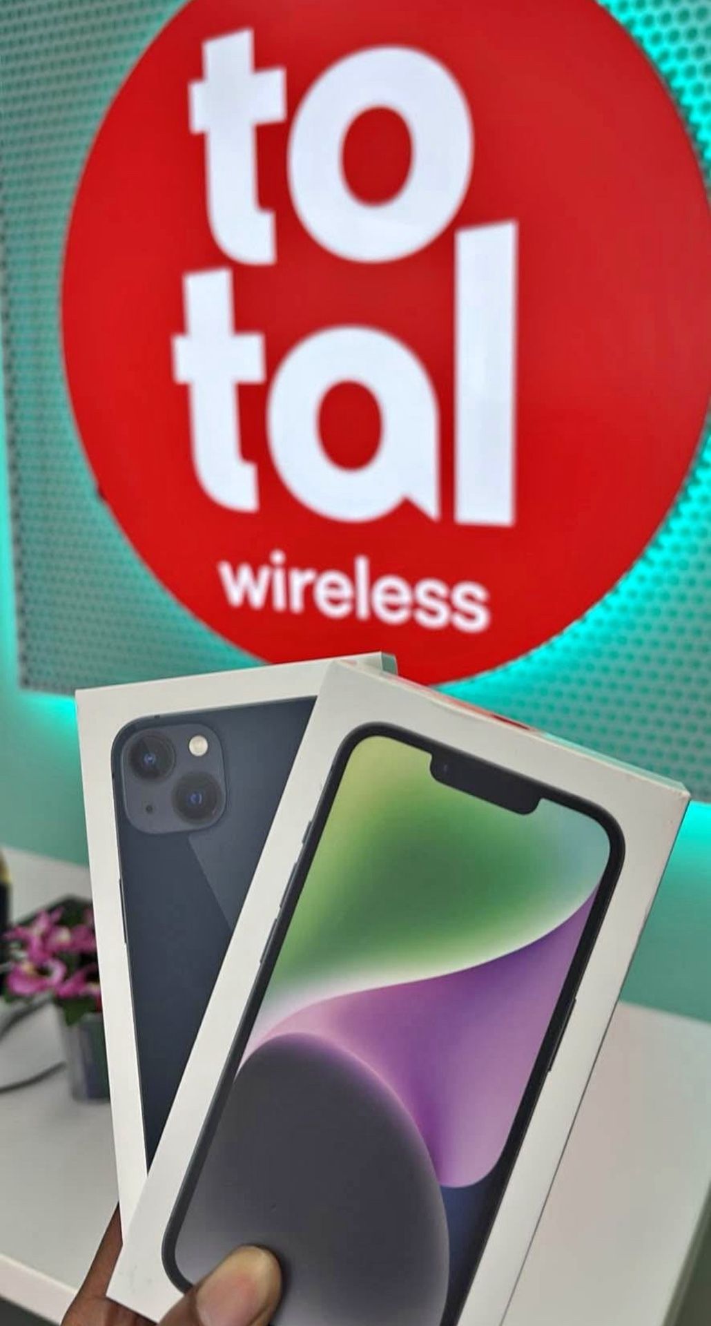 iPhone 14 With Total Wireless