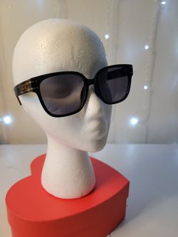Sun glasses new