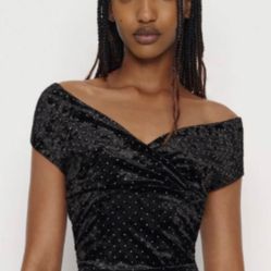 Women's New With Tags Reformation Black Lauryn Knit Top Velvet