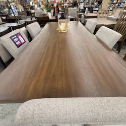 Dining Table Qqq