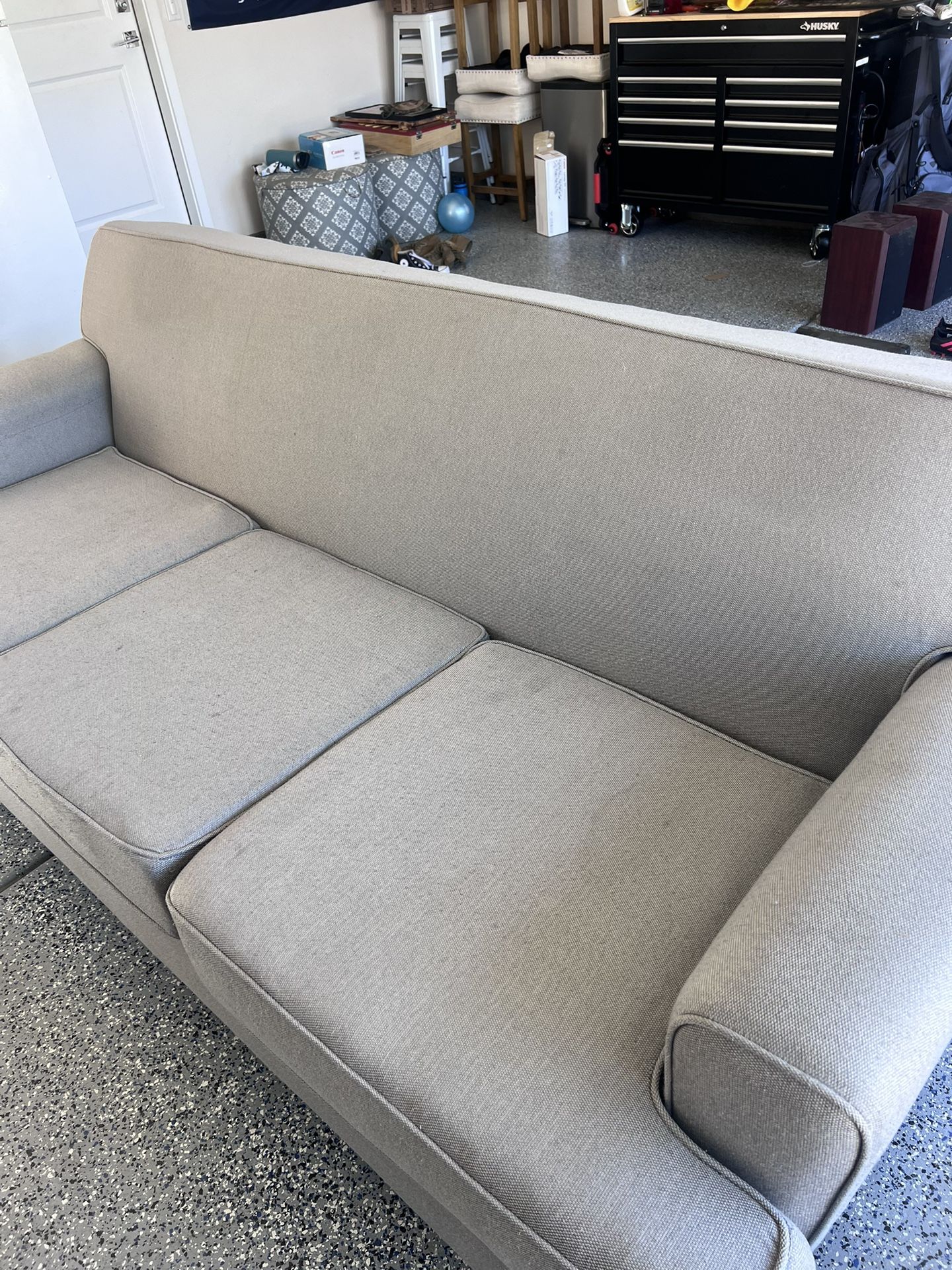 Free Sofa