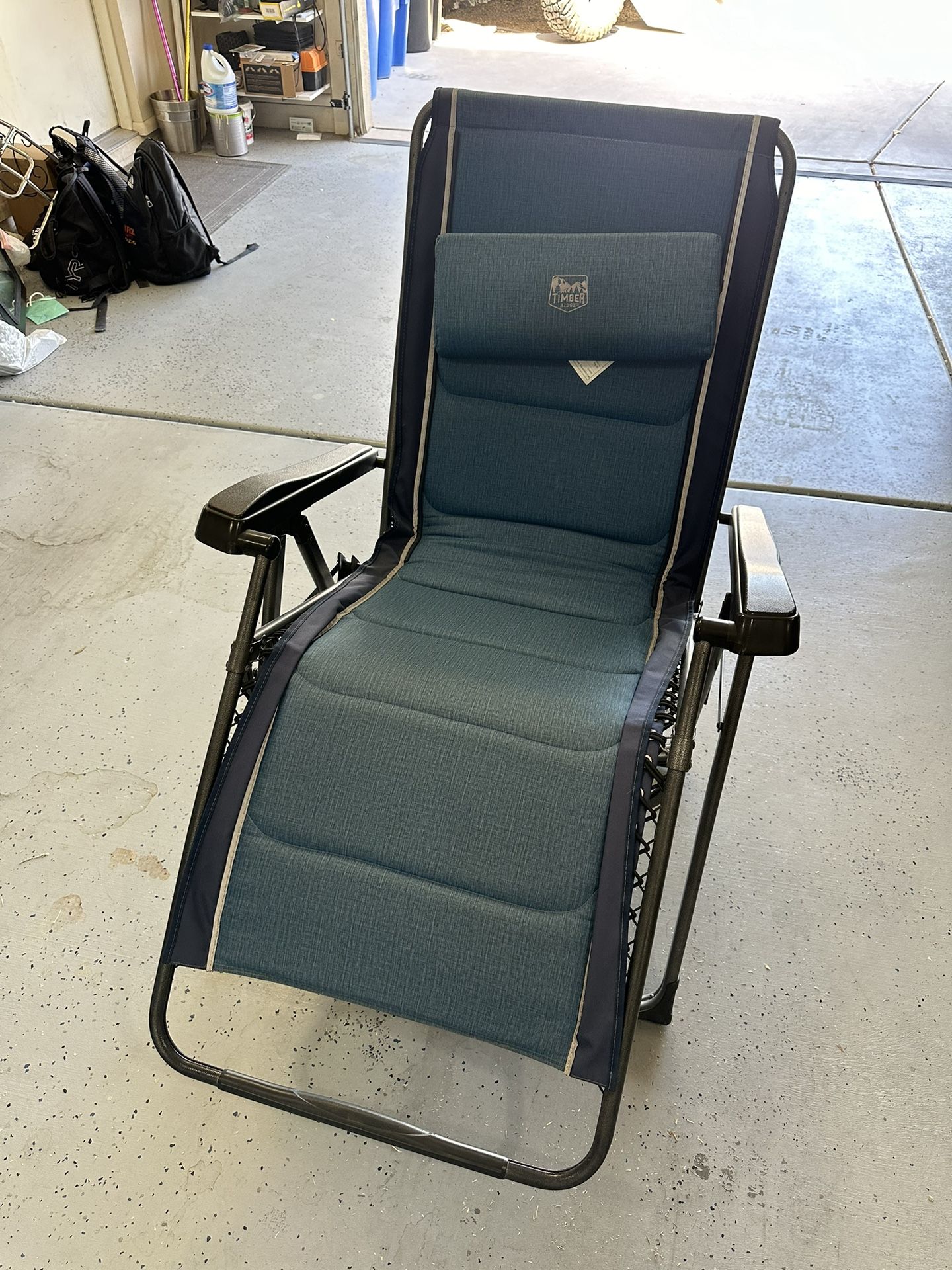 TIMBER RIDGE Zero Gravity Chair Oversized Recliner 350lbs Capacity Patio Lounge Chair Padded Lawn Chair