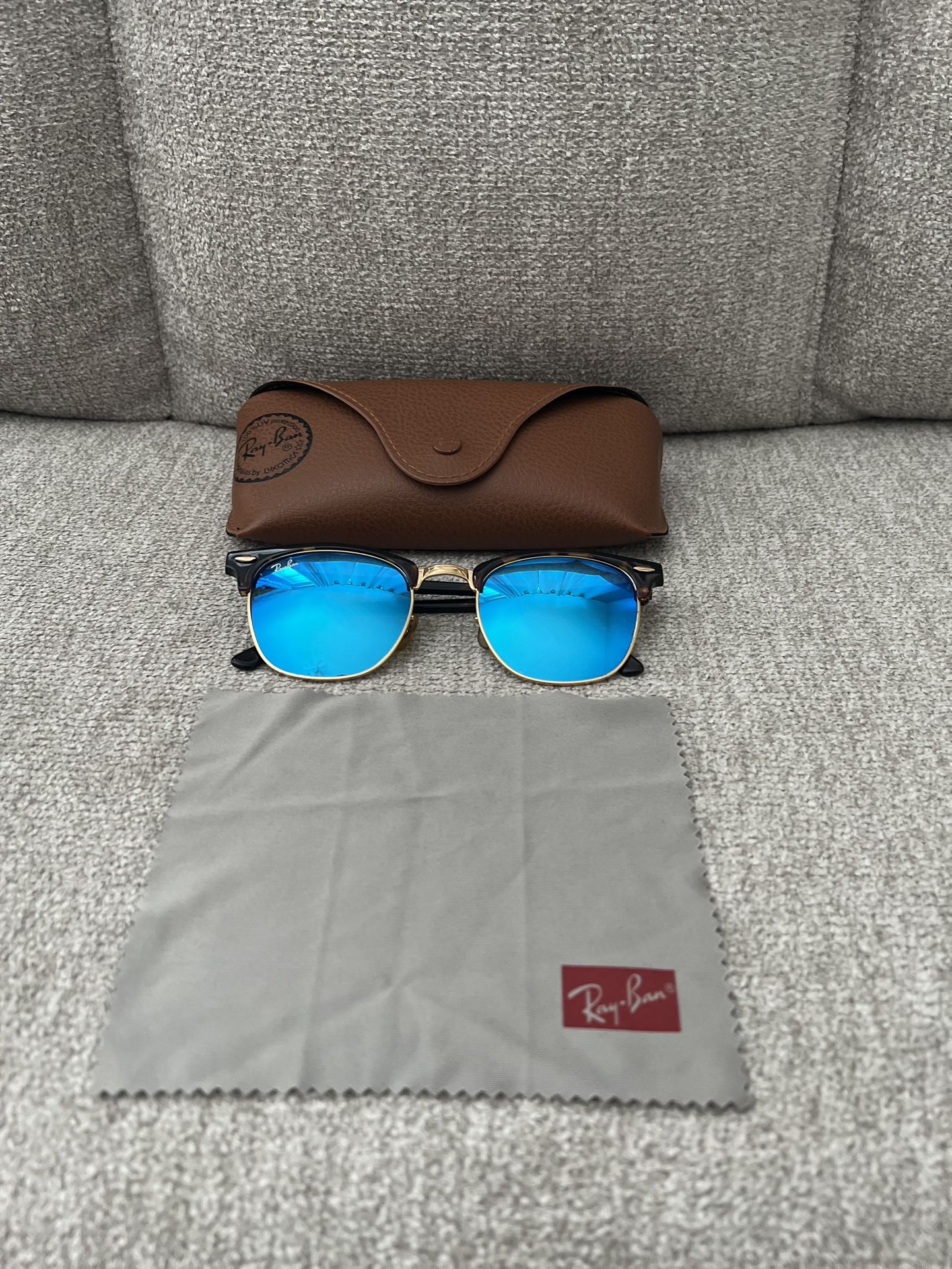 NEW Ray Ban RB3016 Clubmaster Square Sunglasses Sand Havana 
