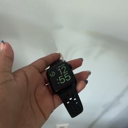 Apple Watch SE