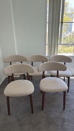 Like New Set of 5 Mid-Century Scandinavian Dining Chairs