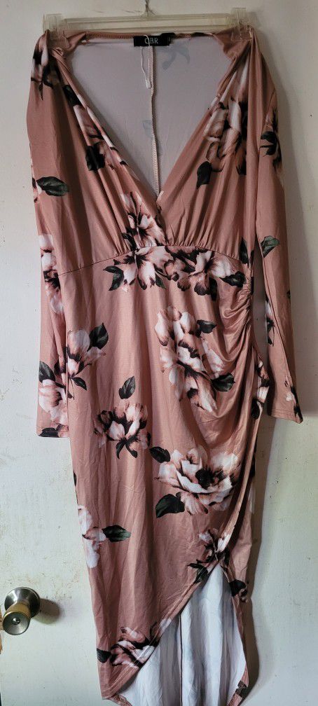 CBR V Cut Floral Dress (XL)