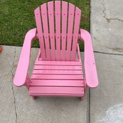 small pink chair for toddler 