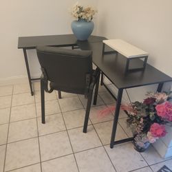 Desk L Shaped $50