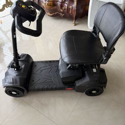 4 Wheels Drive Mobility Scooter With Lithium Battery 