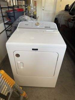 MAYTAG ELECTRIC DRYER PET PRO SYSTEM - GREAT CONDITION