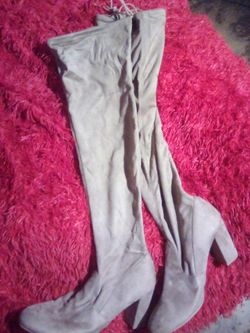 Women Size 11 Knee High Boots