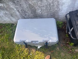 Lifetime cooler